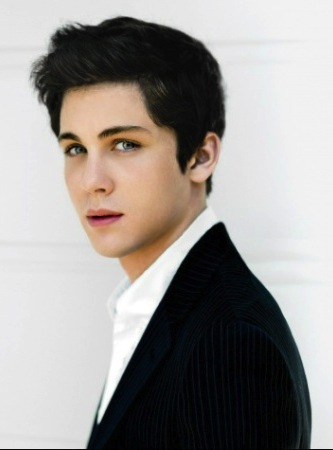 Logan_lerman